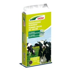 DCM Gedroogde Koemestkorrels 18 KG